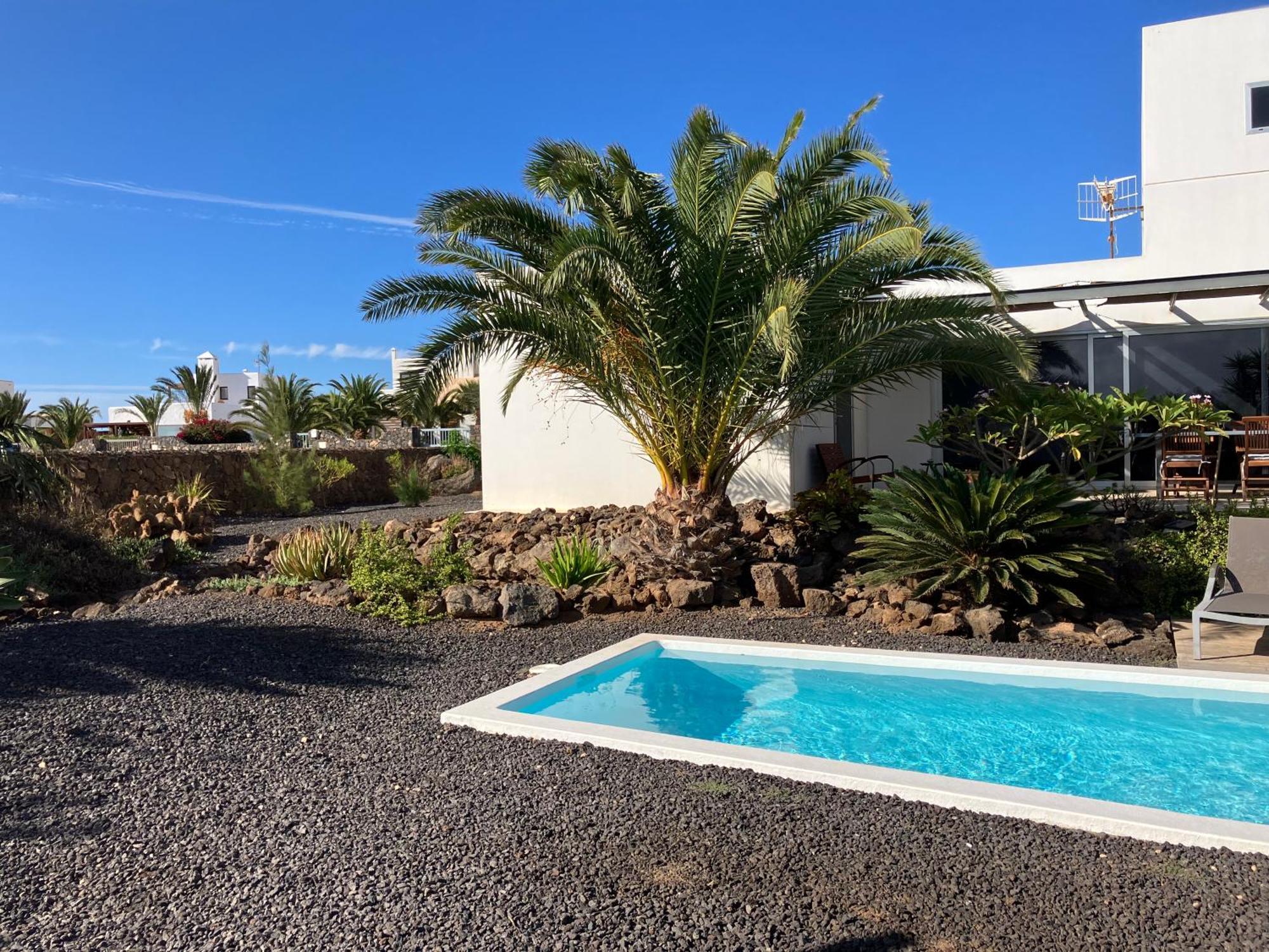 Majanicho Rock - Villa With Heated Pool Lajares Kültér fotó