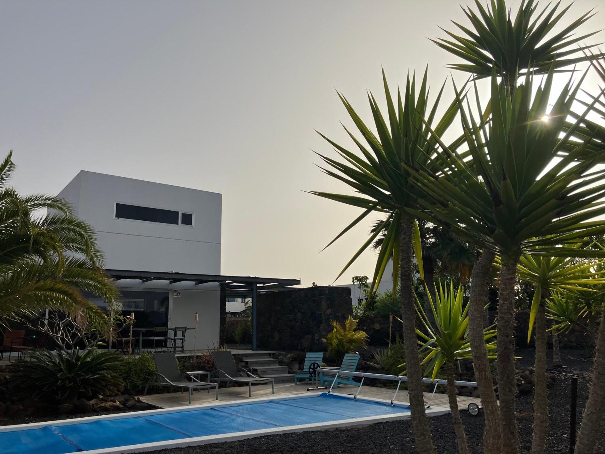 Majanicho Rock - Villa With Heated Pool Lajares Kültér fotó
