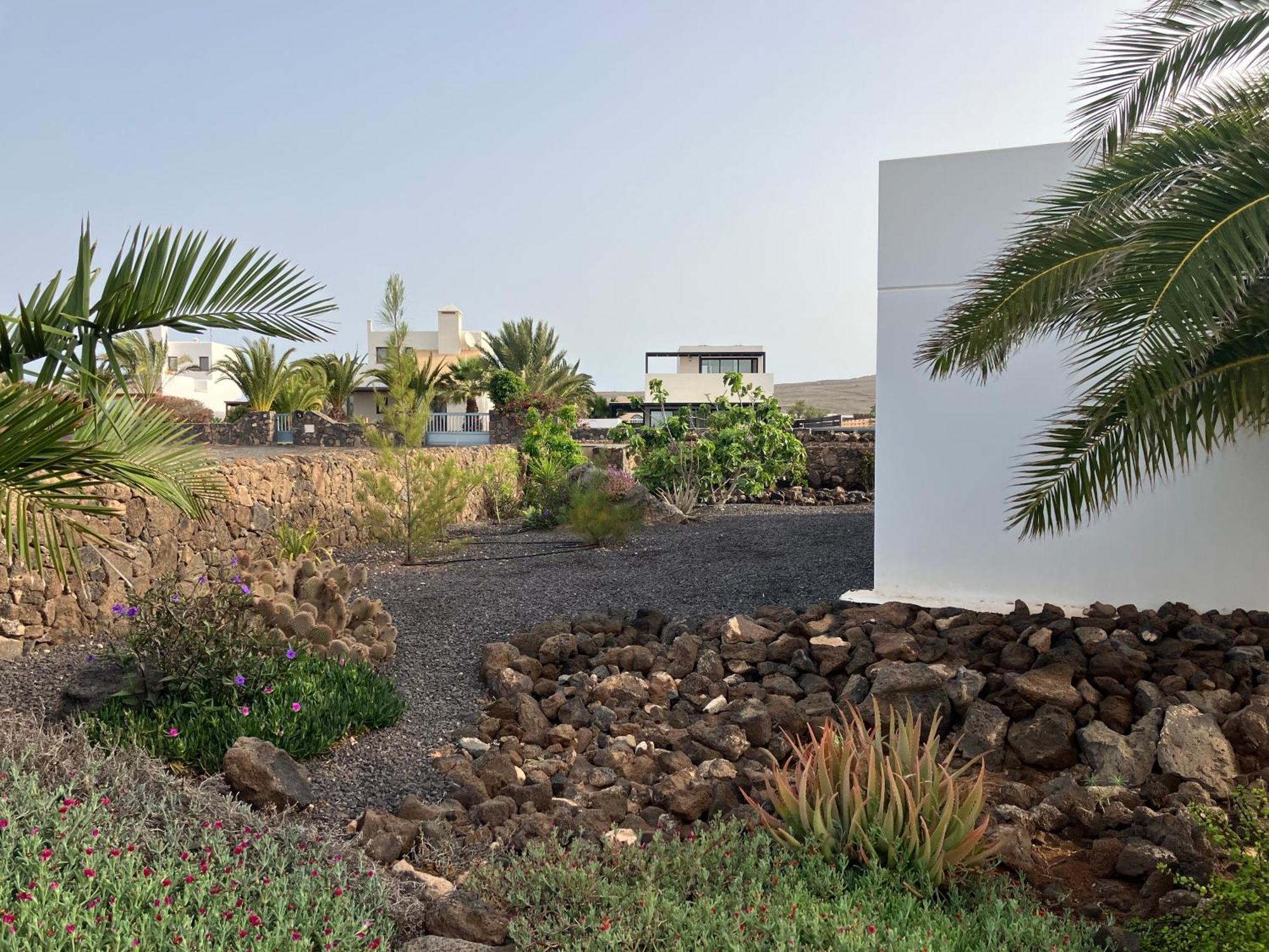Majanicho Rock - Villa With Heated Pool Lajares Kültér fotó