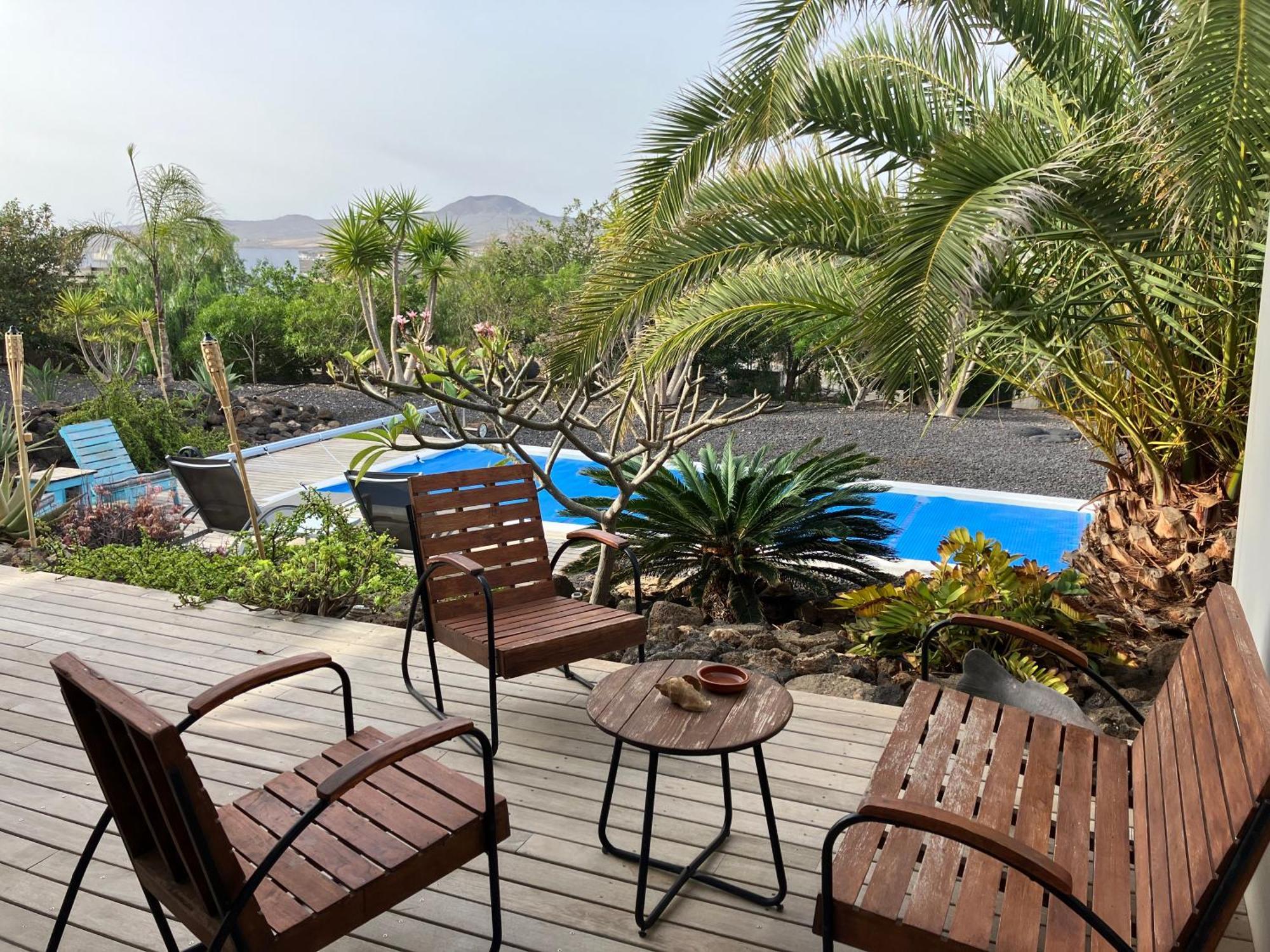 Majanicho Rock - Villa With Heated Pool Lajares Kültér fotó