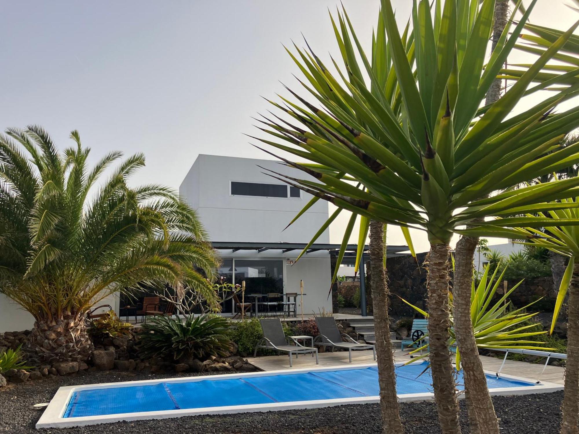 Majanicho Rock - Villa With Heated Pool Lajares Kültér fotó
