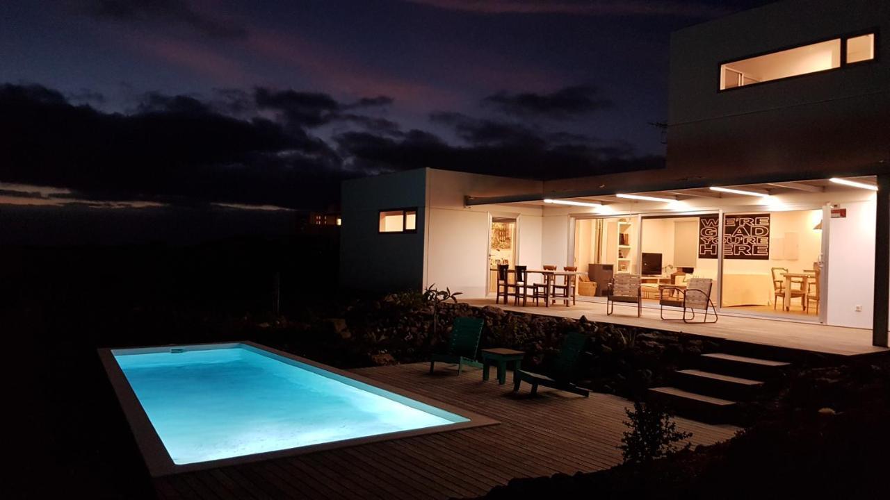 Majanicho Rock - Villa With Heated Pool Lajares Kültér fotó