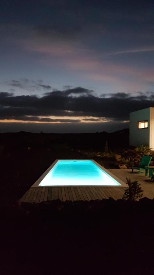 Majanicho Rock - Villa With Heated Pool Lajares Kültér fotó